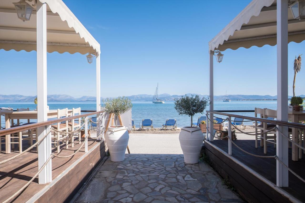 Christina Beachfront Rooms By Hotelius Petrití Buitenkant foto