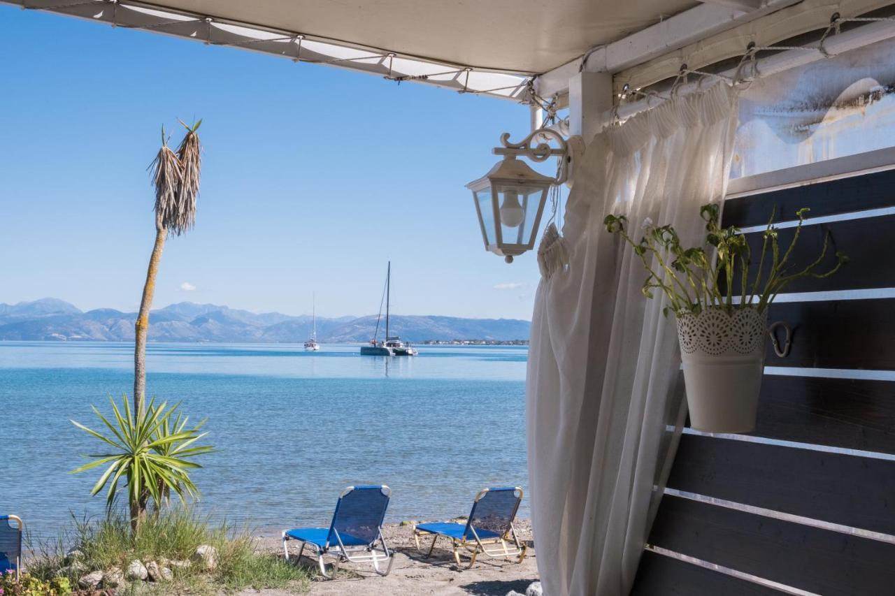 Christina Beachfront Rooms By Hotelius Petrití Buitenkant foto