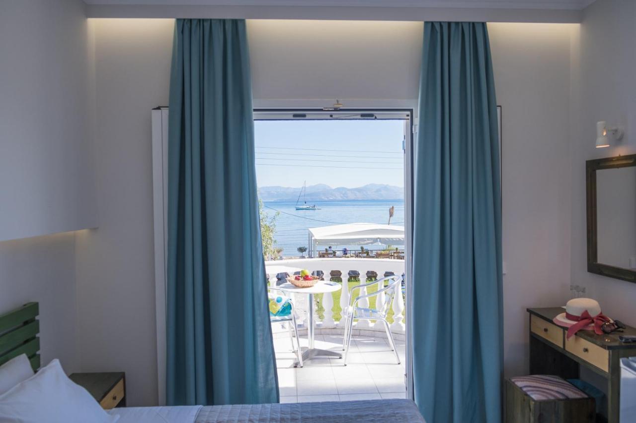 Christina Beachfront Rooms By Hotelius Petrití Buitenkant foto